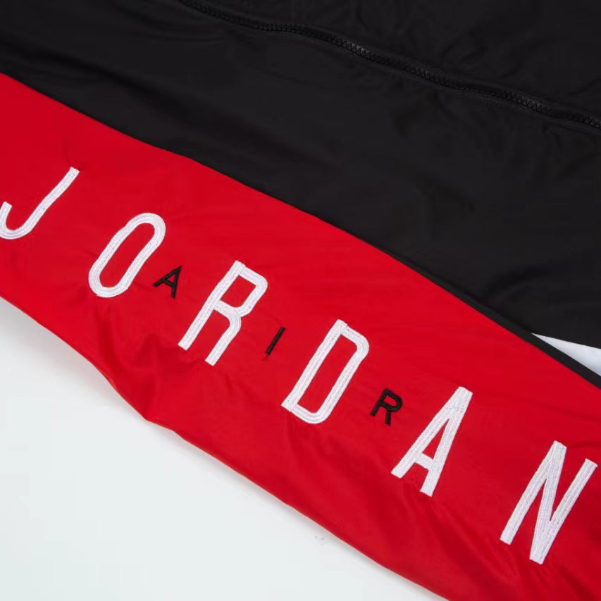 Jordan Windbreak Essentials Retro Black Red White