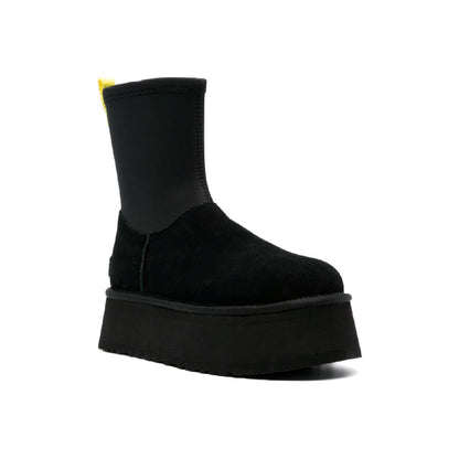 UGG Classic Dipper Boot Black