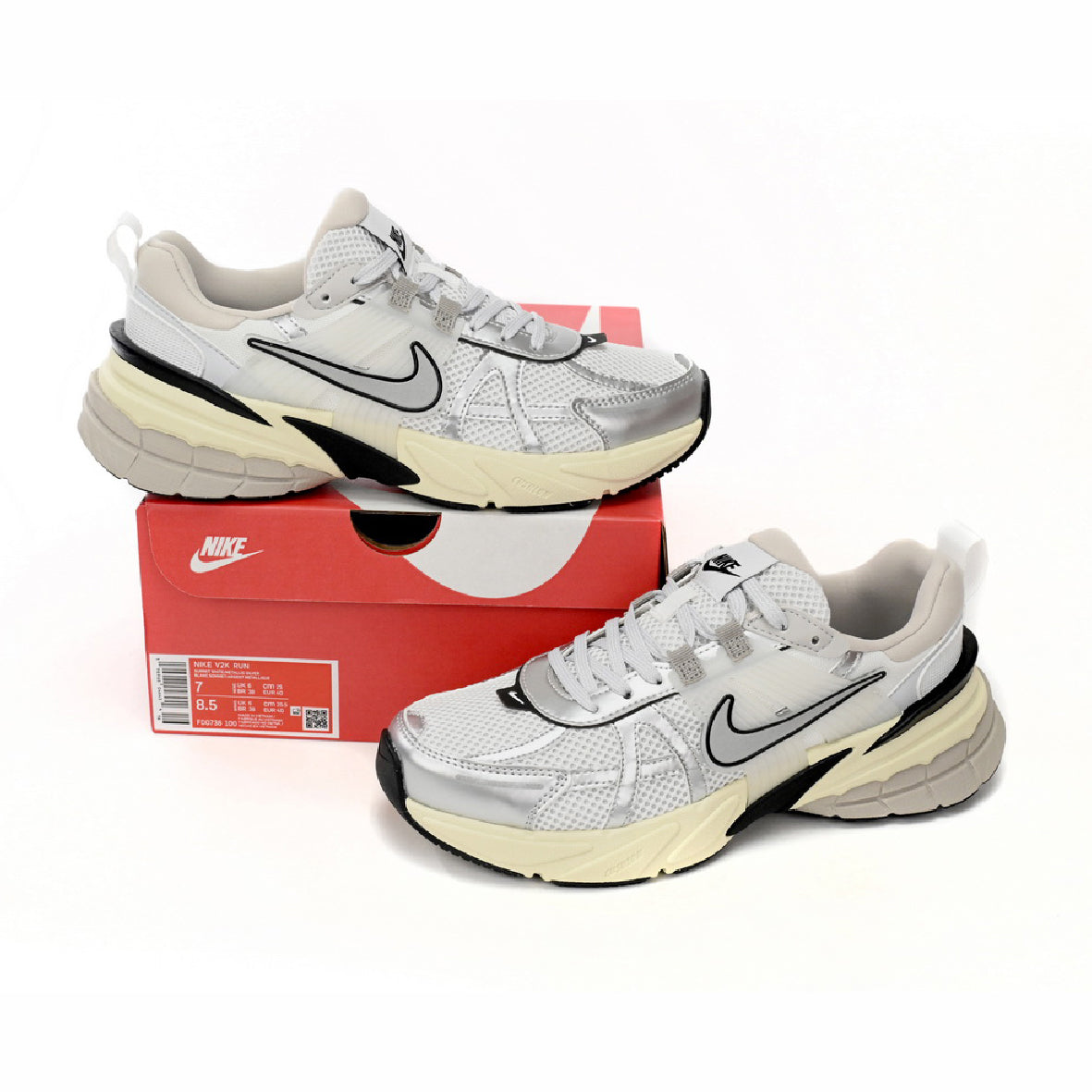 Nike V2K Runtekk 3XL Silver